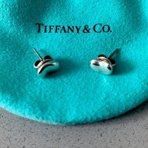 Tiffany and Co Elsa Peretti bean earnings